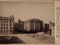 Palača JAZU 1893. godine (Foto Ivan Strandl)  Fotografija Akademičkog trga i palače HAZU-a, Ivan Standl, 1893.